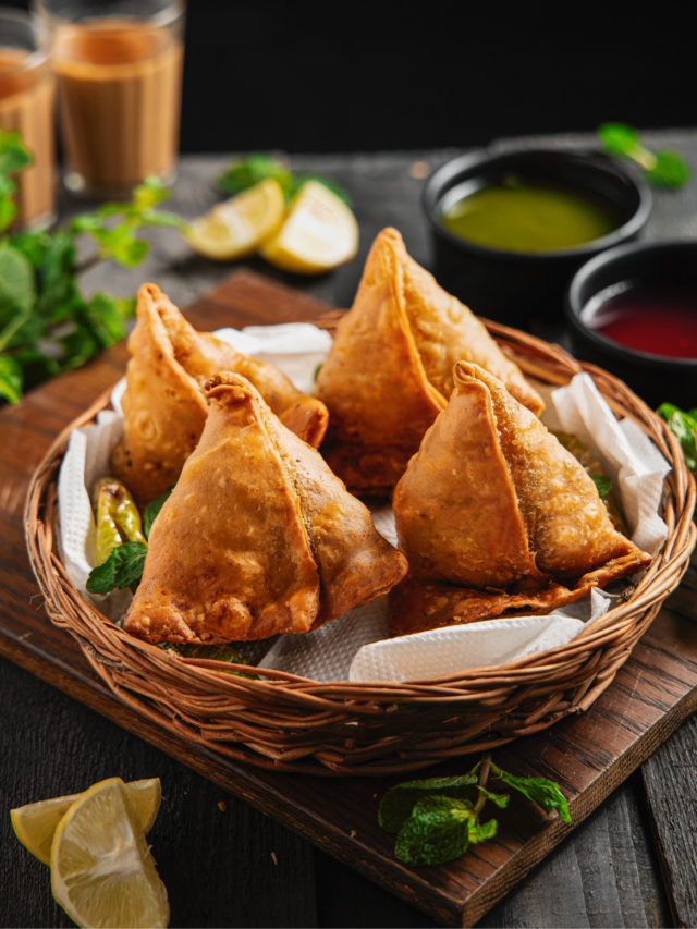 what-is-samosa-in-english